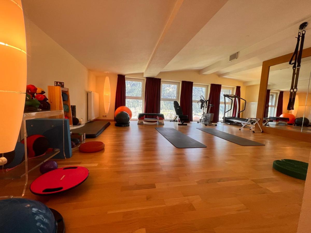 Hotel Zum Lamm Tarrenz Εξωτερικό φωτογραφία