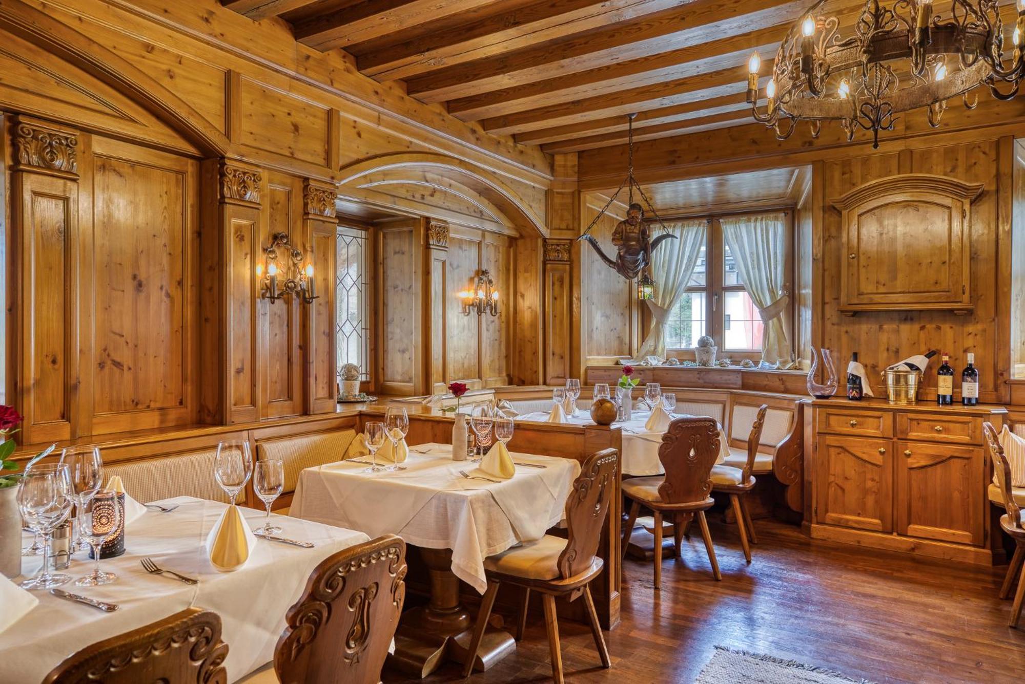 Hotel Zum Lamm Tarrenz Εξωτερικό φωτογραφία