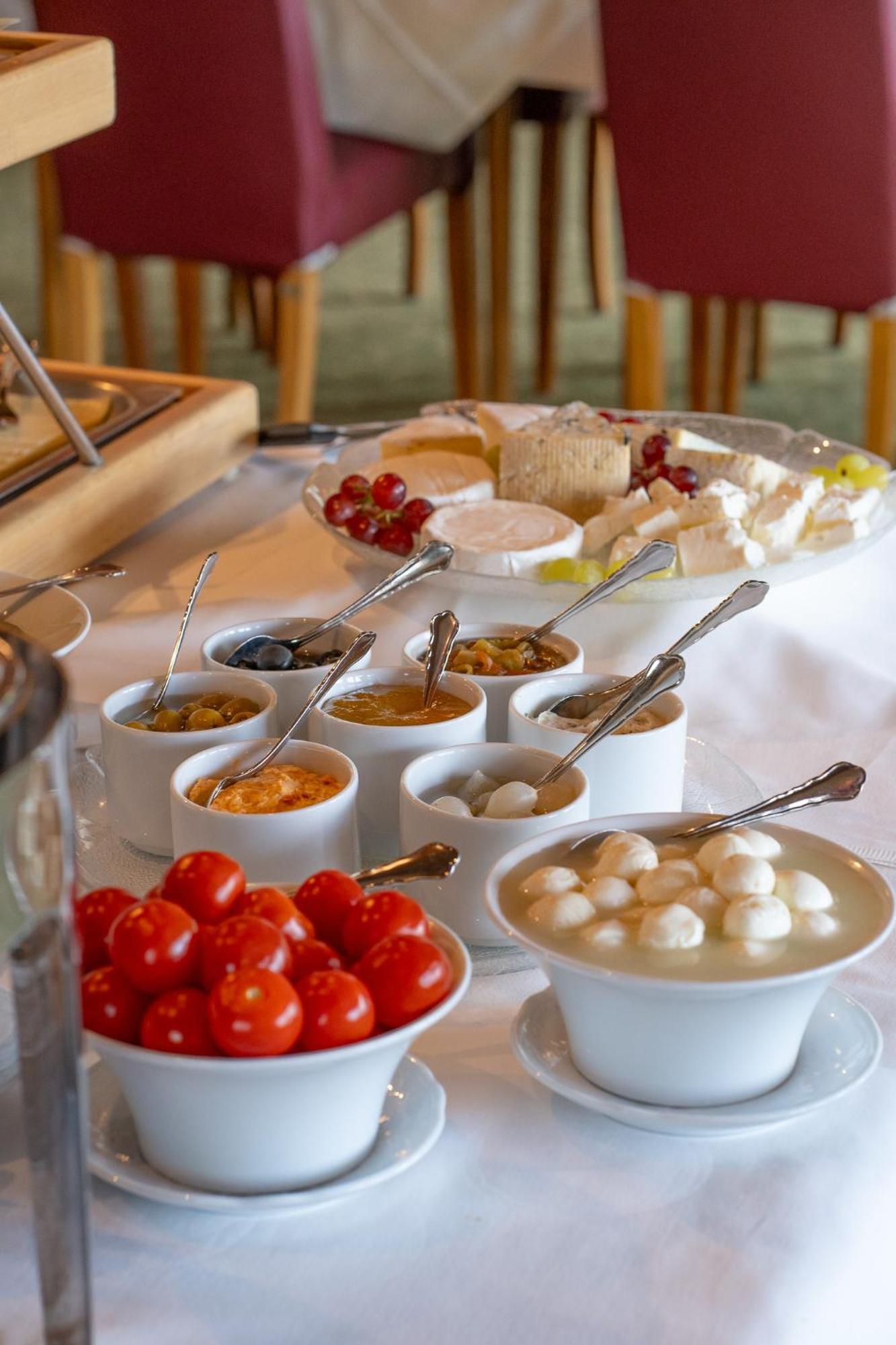 Hotel Zum Lamm Tarrenz Εξωτερικό φωτογραφία